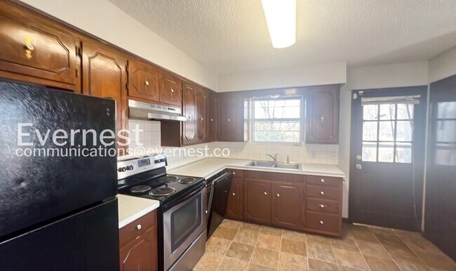 Foto del edificio - 2356 S Crysler Ave