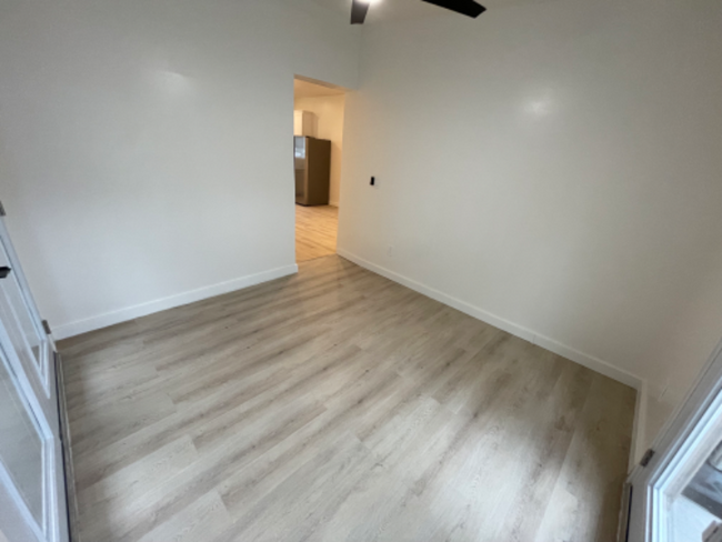 Foto del edificio - 5030 54th St