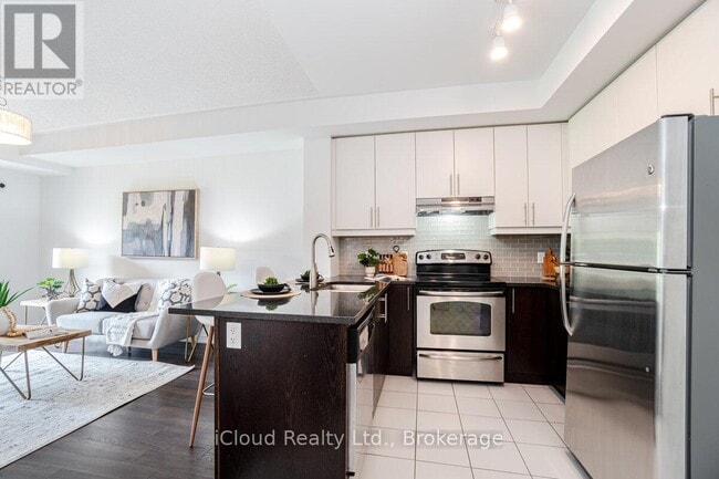 Building Photo - 570 Lolita Gardens