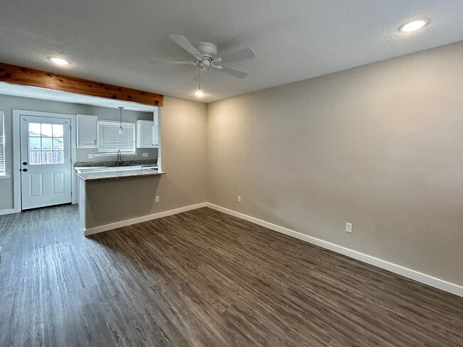Foto del edificio - 634 N 6th St