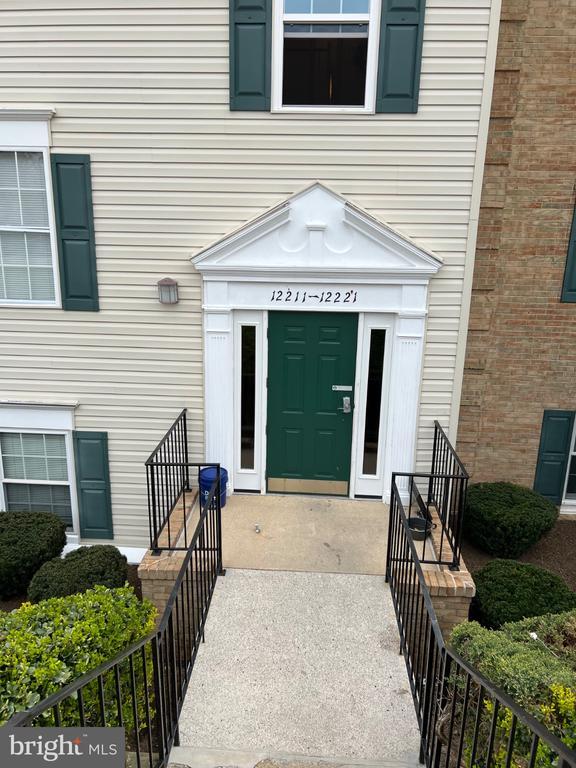 Foto del edificio - 12211 Stevenson Ct