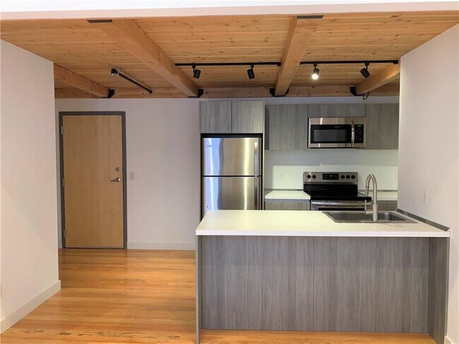 Building Photo - 50 Sprague St