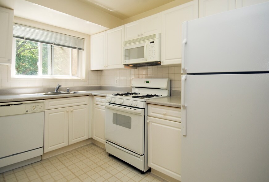 Lynbrook Apartments Alexandria Va Lynbrook Apartments Alexandria Va