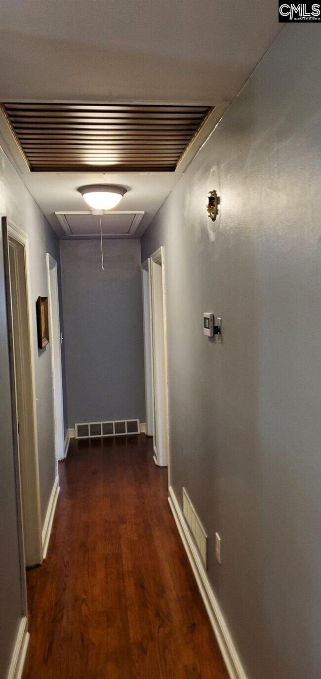 Building Photo - 4041 Verner St
