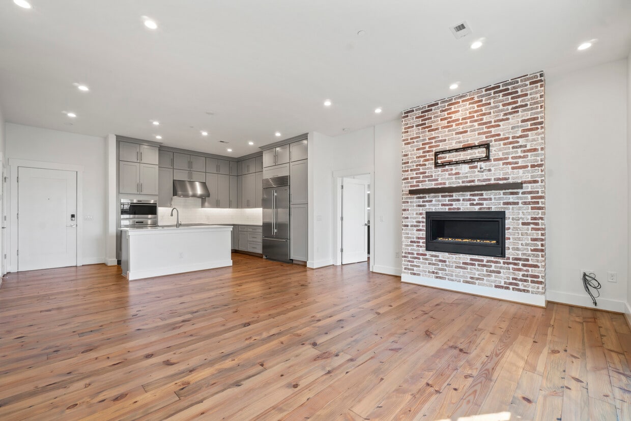 310 Frederick St Unit 206, Fredericksburg, VA 22401 Condo for Rent in