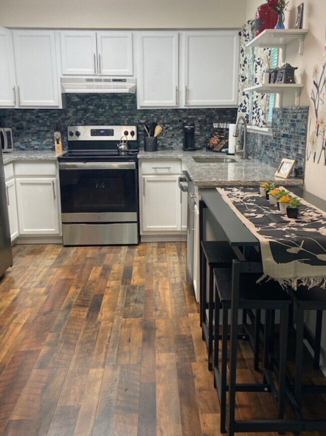 Foto del edificio - 505 Piney Fork Ln