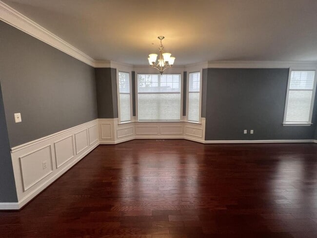Building Photo - 2101 St Josephs Dr