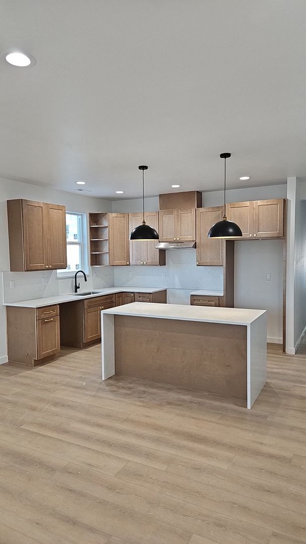 Foto del edificio - 910 5th Ave NE