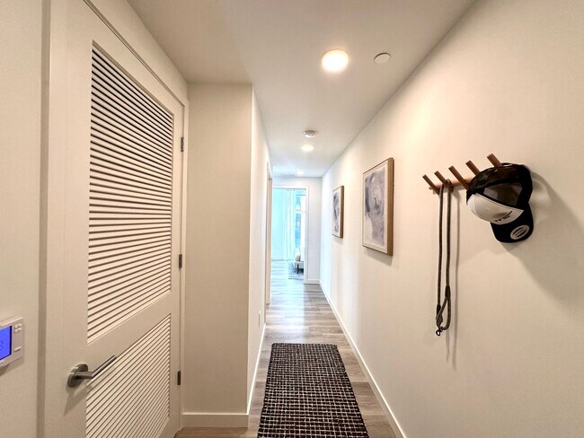 Foto del edificio - 244 NW 31st St