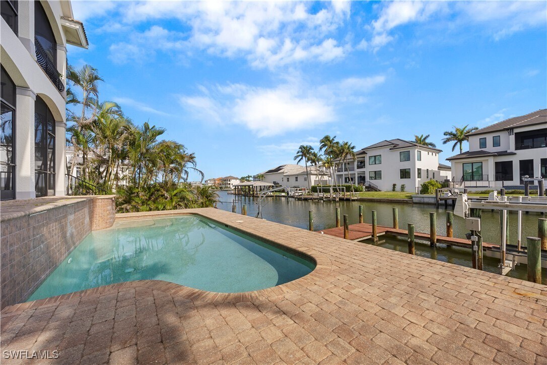 Foto del edificio - 405 Tradewinds Ave