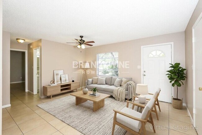 Foto del edificio - 10126 Crozier Ct