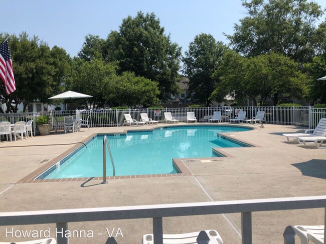 Building Photo - 2 br, 2.5 bath House - 1701 Pattington Circle