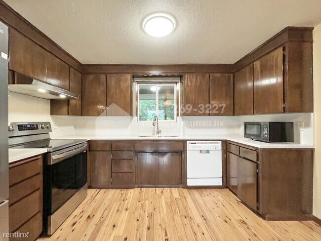 Foto del edificio - 3 br, 2 bath House - 23625 196th Ave SE -