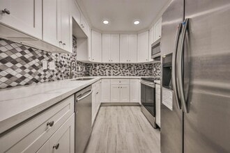 Building Photo - 12633 Memorial Dr