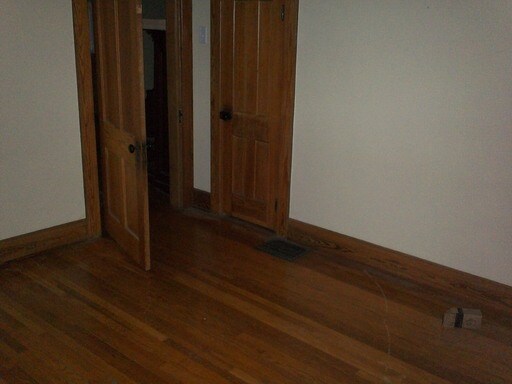 Building Photo - 1011 W Powers St