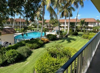 Foto principal - 240 N Collier Blvd