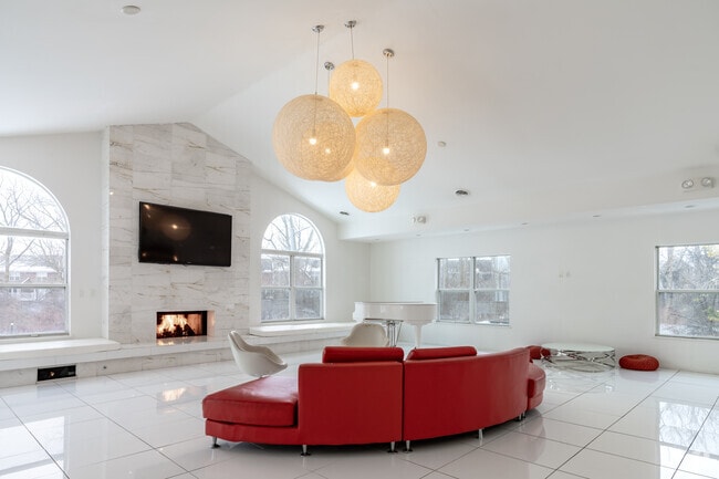 Lounge - Woodland Mews