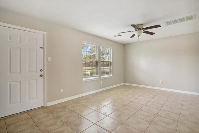 Foto del edificio - 6103 Elton Knolls St