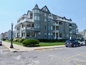 Building Photo - 4 Ocean Ave N