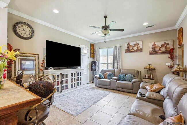 Foto del edificio - 40300 Creek Bend Dr