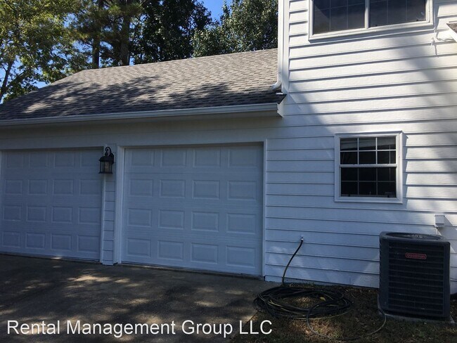 Building Photo - 3 br, 2.5 bath House - 2813 Bridlewood Ter...