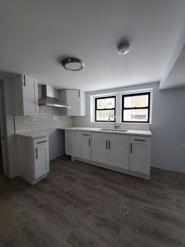 Foto principal - 1231 Clinton Ave