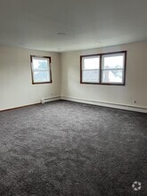 Building Photo - 5 Brighton Pl