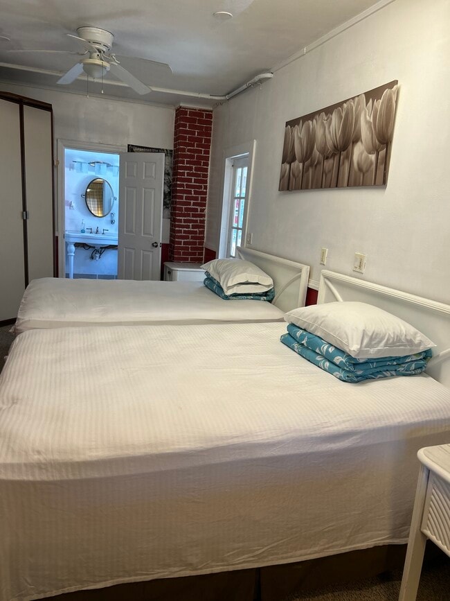 Foto del edificio - 101 E Black Horse Pike