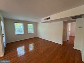 Building Photo - 6500 Boulevard View
