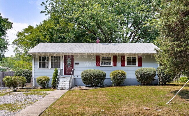 Foto del edificio - 200 N Grove Ave