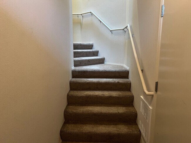 Foto del edificio - 1bd/1ba Sammamish Condo