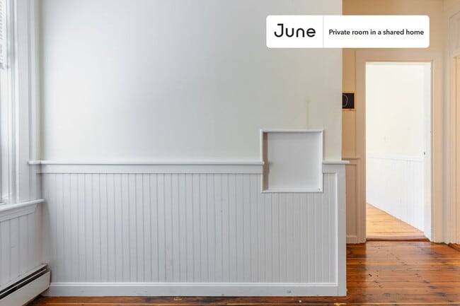 Building Photo - Room in Shared 4 bed/1.5 bath home