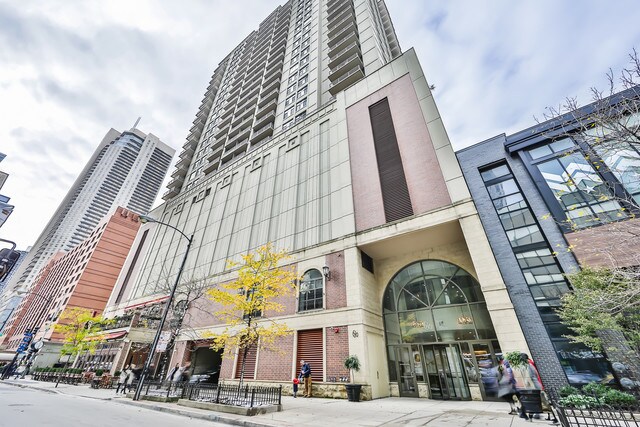Building Photo - 630 N State St