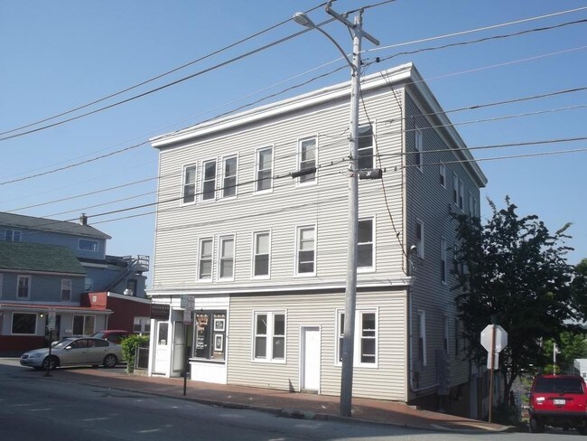 Foto del edificio - 76 Washington Ave