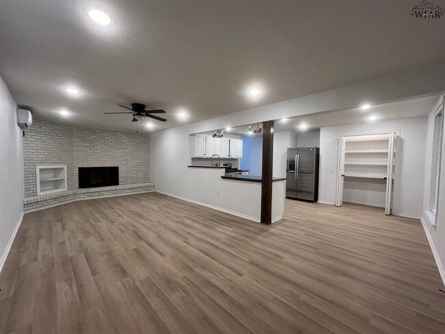 Building Photo - 4108 Abbott Ave