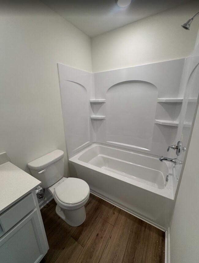 Foto del edificio - 16811 Aiken Rdg Cir