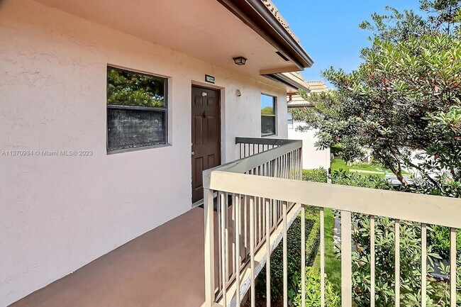 Foto del edificio - 10537 NW 10th St