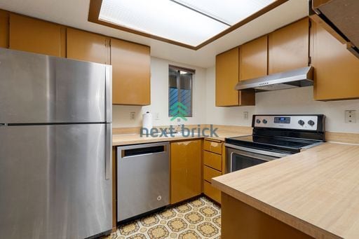 Foto del edificio - 2 BED & 2 BATH CONDO FOR RENT