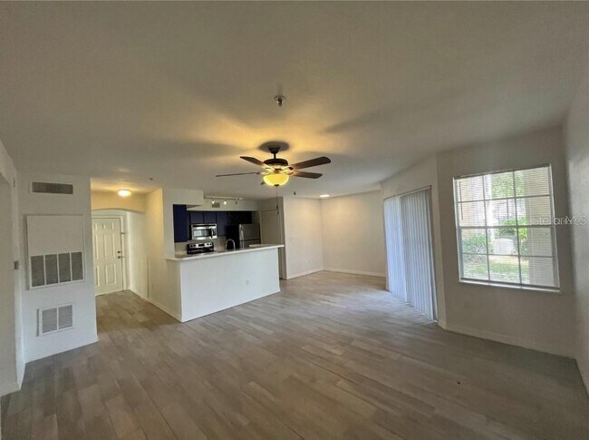 Building Photo - 7300 Westpointe Blvd