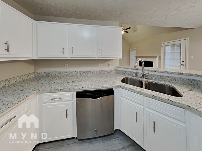 Foto del edificio - 12046 Harbour Town Pkwy
