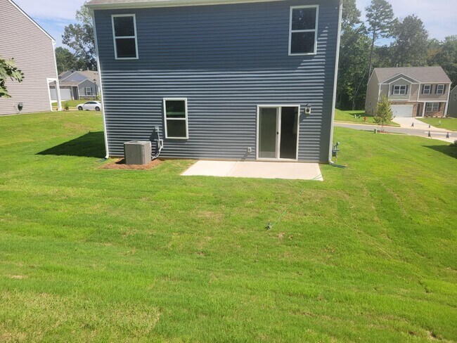 Building Photo - 3535 Cramer Crk Dr