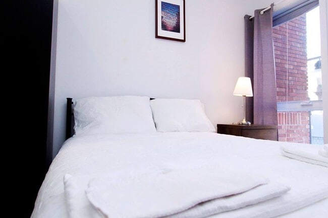 Photo du bâtiment - 3712 Av Coloniale