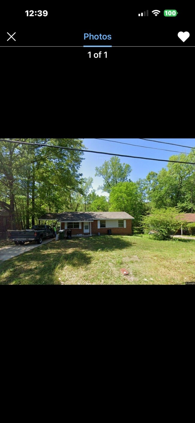 Building Photo - 527 Englewood Dr