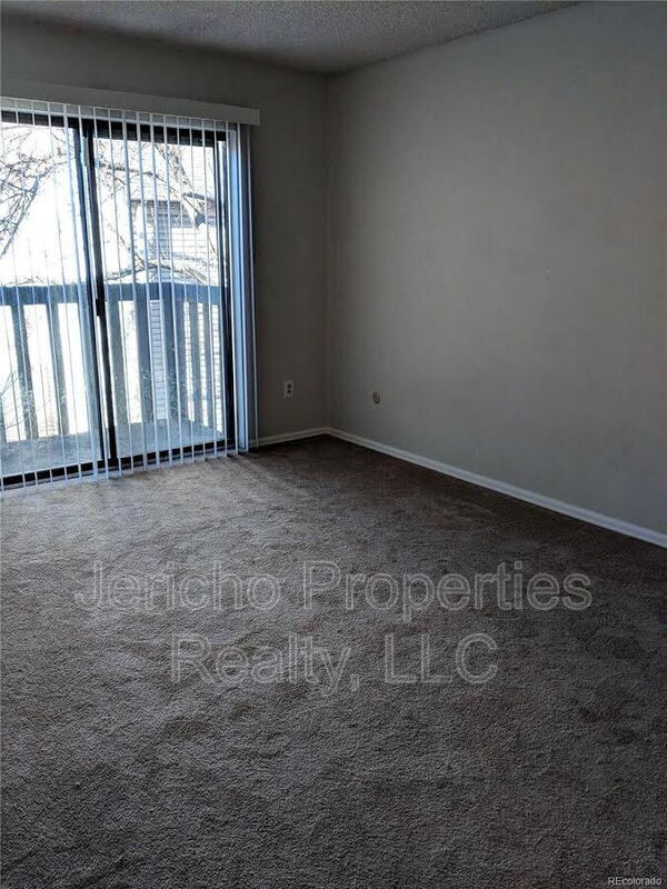 Building Photo - 3550 S Harlan St