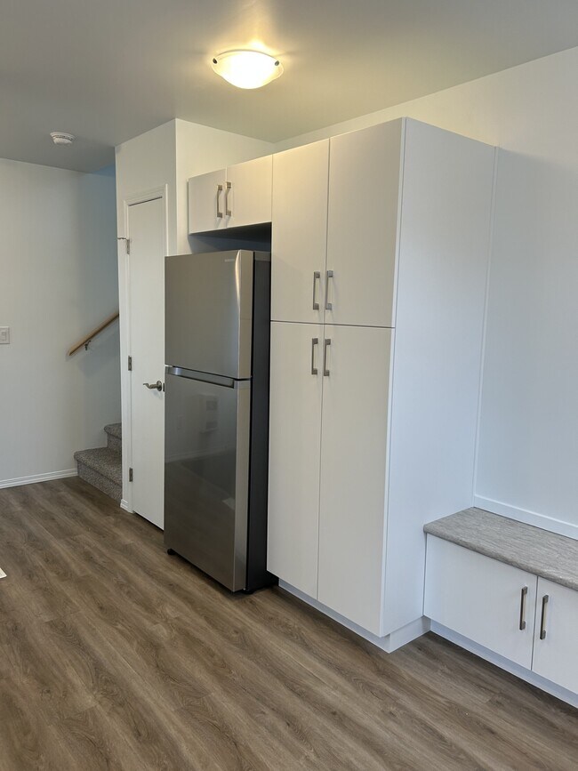 Photo du bâtiment - 5915-5119 119 Ave