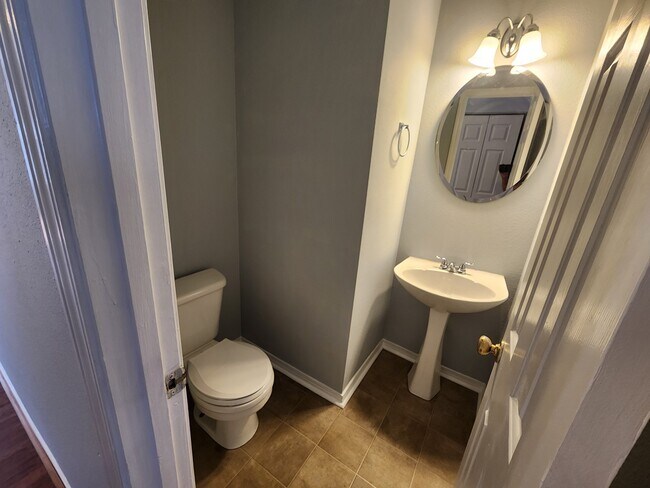 Half Bath - 6 Hideaway Ct