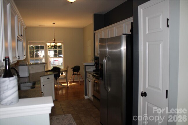 Foto del edificio - 9446 Cadman Ct