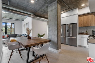 Foto del edificio - 3800 Mentone Ave