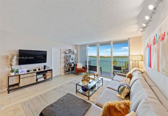 Photo - 10350 W Bay Harbor Dr Apartment