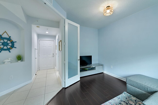 Building Photo - 2570 Gardens Pkwy